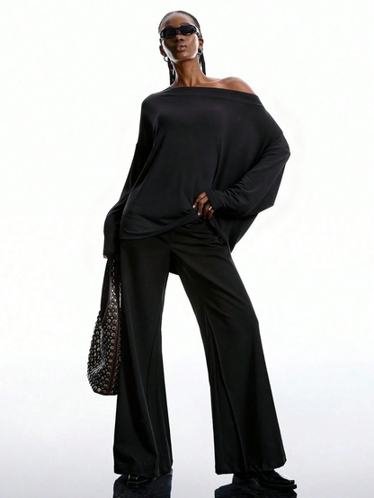 NOIRÉ LACE BACK TOP