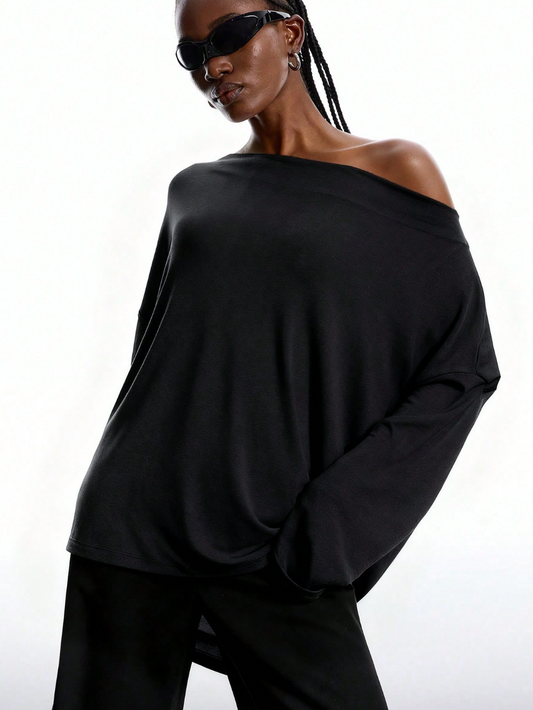 NOIRÉ LACE BACK TOP